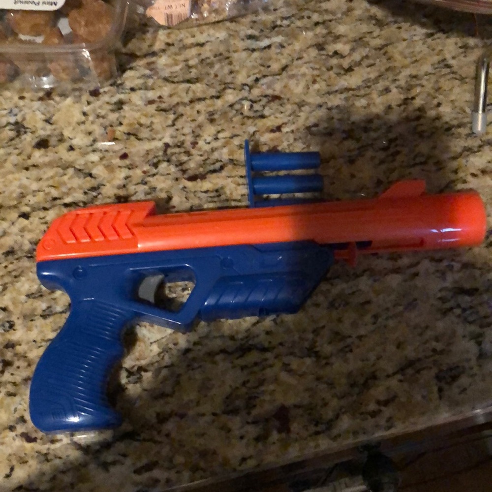 Nerf dart gun